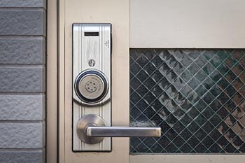 Falls Church Locksmith Service Falls Church, VA 703-640-3549
