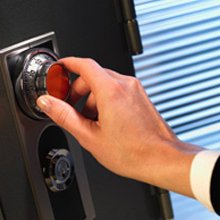 Advantage Locksmith Store Seattle, WA 206-886-3868